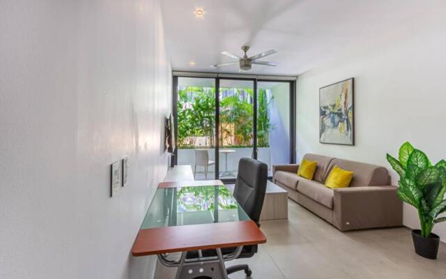 Entire Apartment, Excellent Location The City 1004