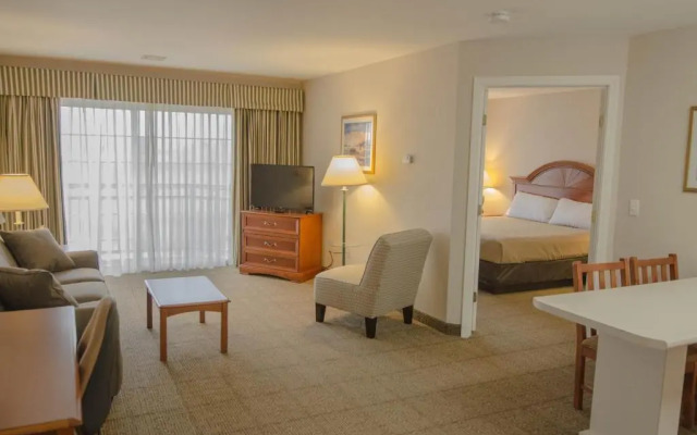 Independent  Smart Suites on the Hill