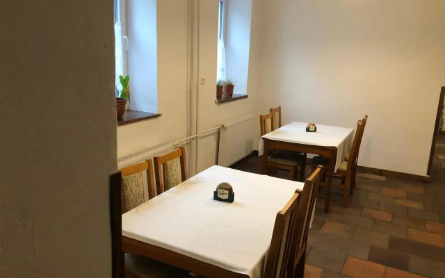 Hotel Zemská brána