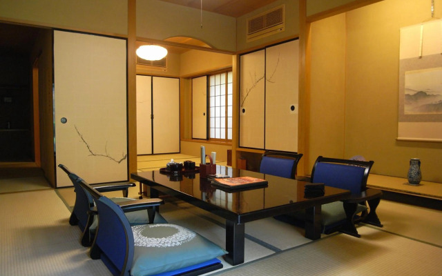 Kawakamiya Kasuitei