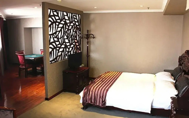 Fanghua Hotel