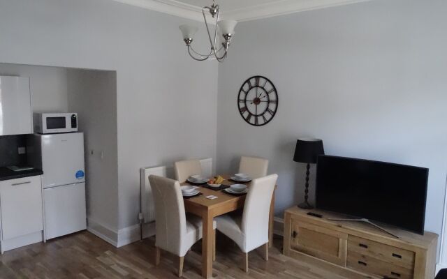 Portum -John St Apartment