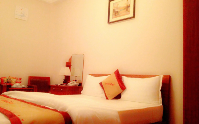 Avalon Hotel