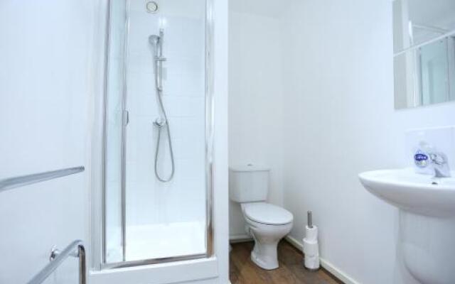 Gorgeous 2 Bathroom Woolwich