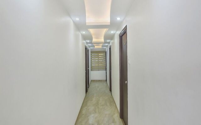 OYO 9258 RD Towers