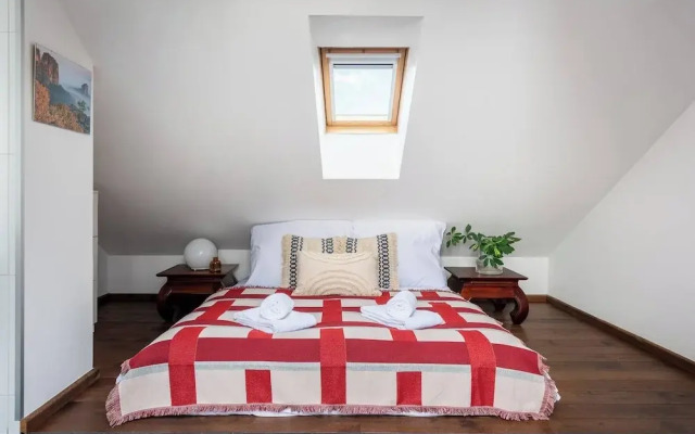 Charming Prague Apartment in Vršovice With Roof Terrace
