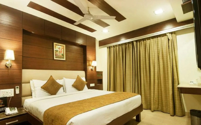 Stallions – Guest Rooms – Delhi
