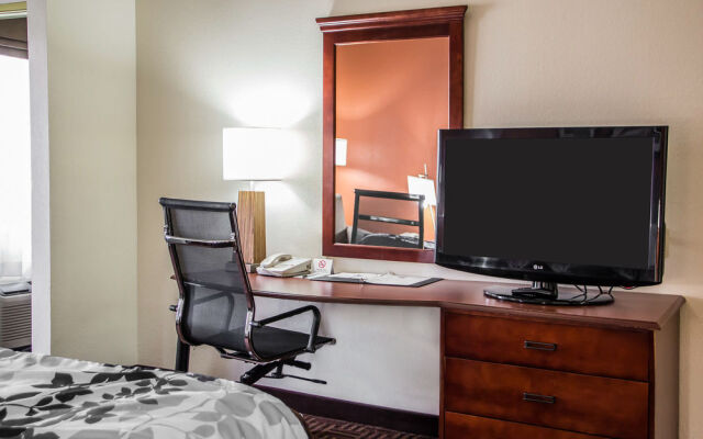Sleep Inn & Suites