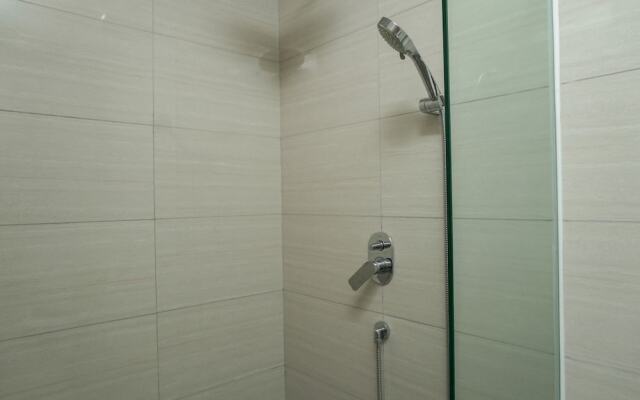 Pool View Studio Apartment Ciputra International