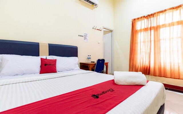 RedDoorz near Kelapa Gading