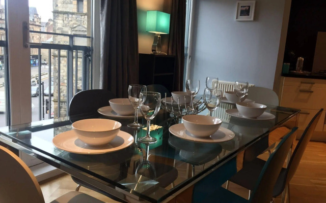 Tolbooth Apartments