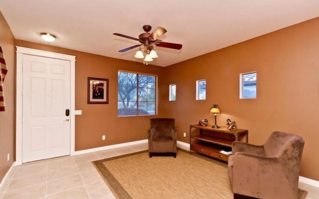 Cactus Bloom By Signature Vacation Rentals
