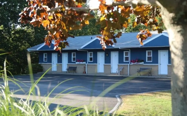 Coastal Inn Kingfisher