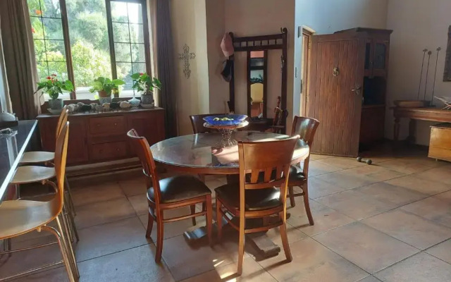 Garrett Guest House
