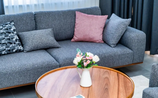 Cozy Flat 7 min to Mermerli Beach in Antalya