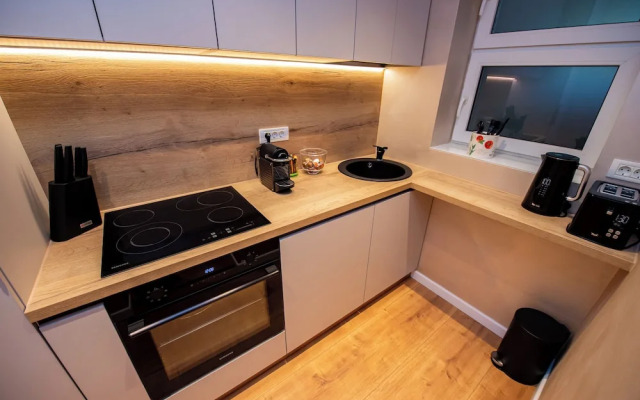 Sakura - One Bedroom Apartment - Next to Victoria Avenue and Cismigiu Park
