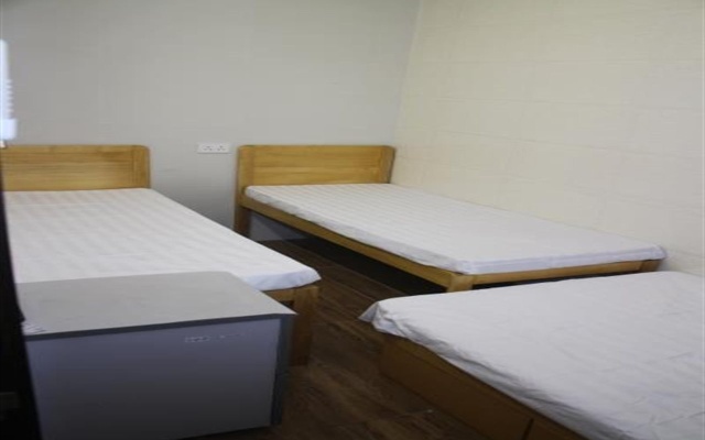 Roseville Inn – Guest Rooms – Kowloon