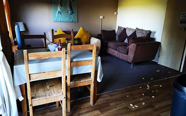 The Raddle Inn Log Cabins