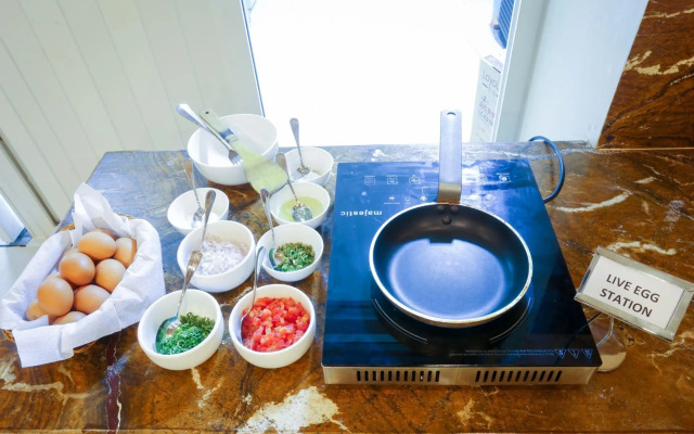 Yatri Suites and Spa