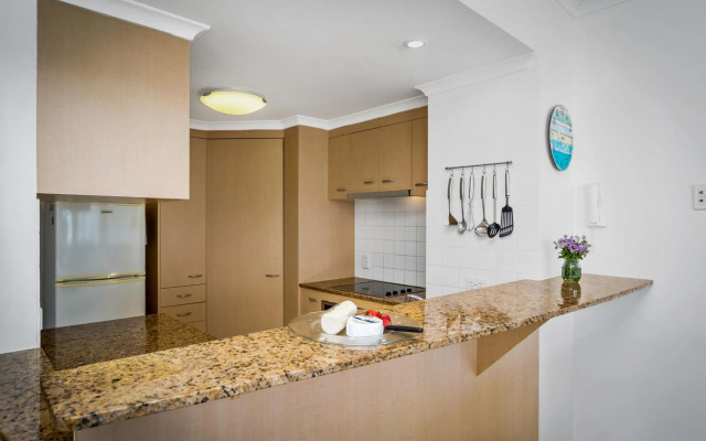 Kirra Beach Apartments