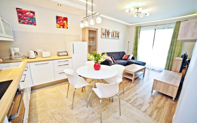 IRS ROYAL APARTMENTS Apartamenty IRS Sopocka Rezydencja
