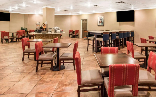 Comfort Inn & Suites Omaha Central