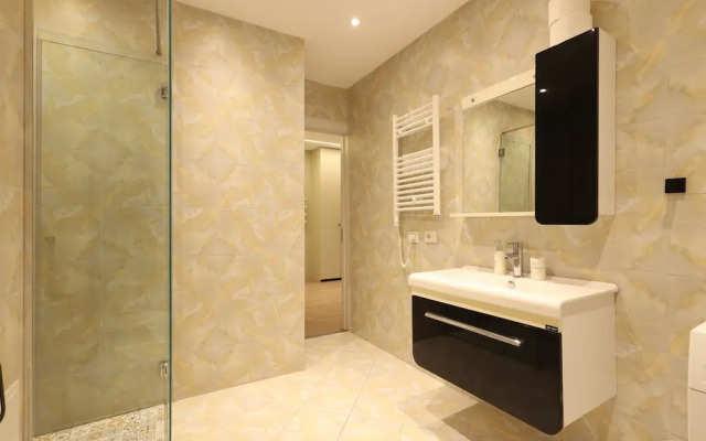 Grandstay Apartments 005