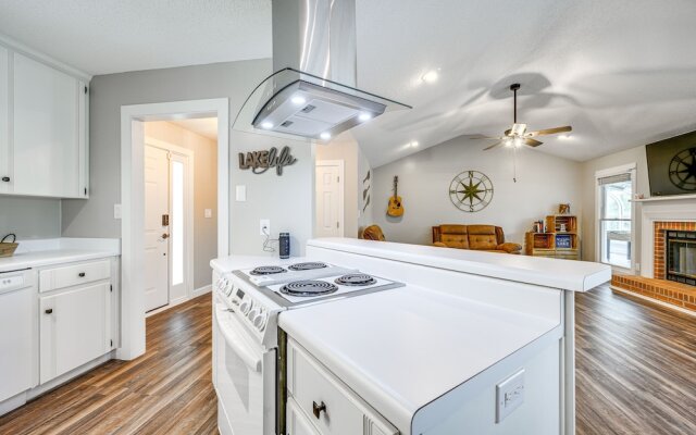 Lakefront Milledgeville Home w/ Private Dock!