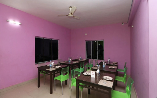 Hotel Sea Horse by OYO Rooms