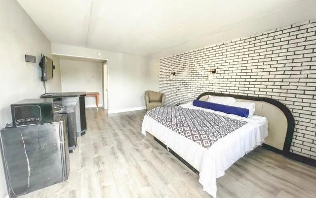 Penn Lodge Hotel & Suites