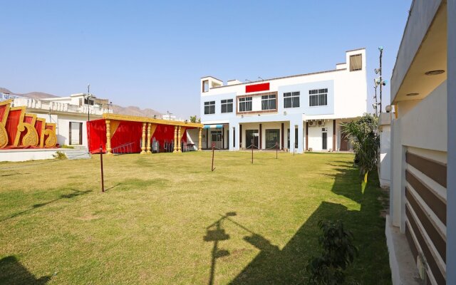 OYO 11484 Hotel Shivam