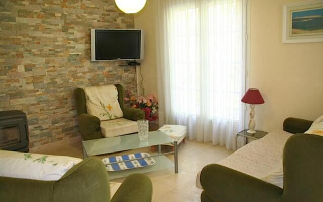 Wonderfully landscaped garden and nice house