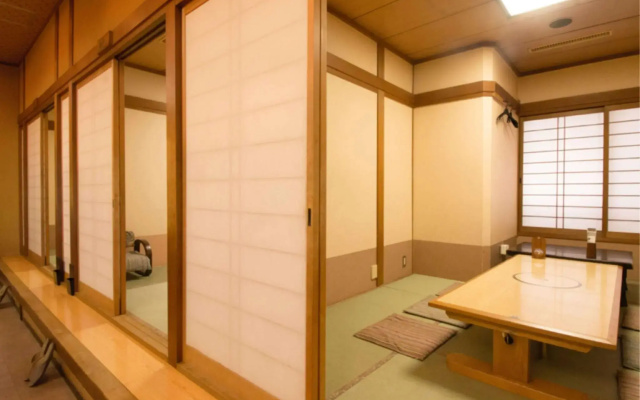 Kanonji Grand Hotel