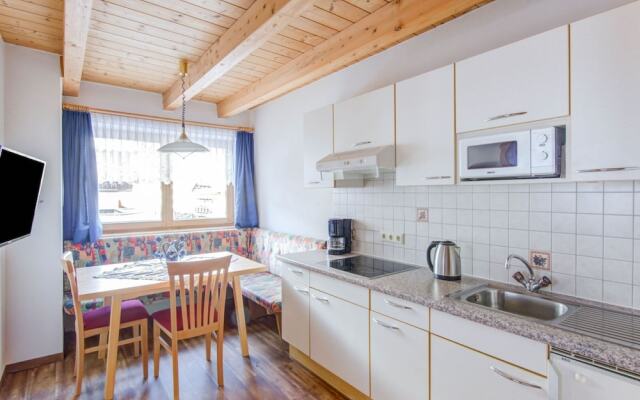 Luxury Apartment in Längenfeld near Ski Area