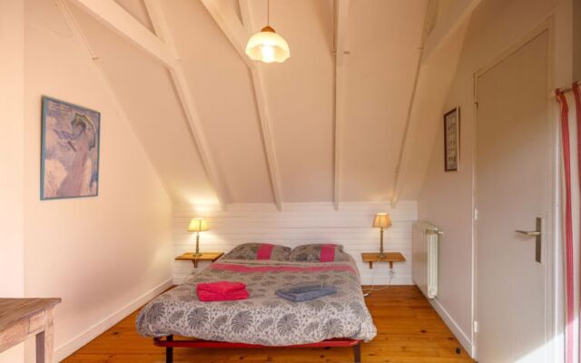 House Pen Ilis Ploneour-Lanvern