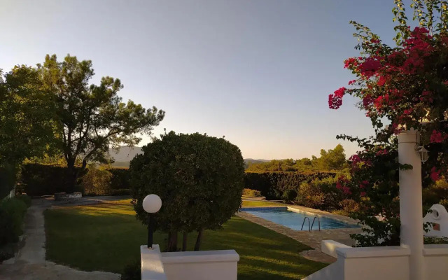 Villa Paradisos