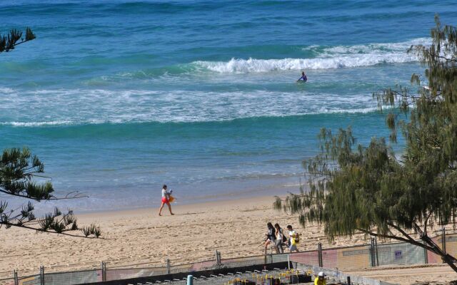 Moroccan Resort - HR Surfers Paradise