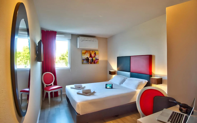 Adonis Hôtel Bayonne