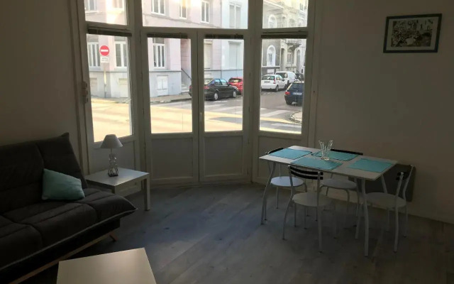 Studio 50m Plage