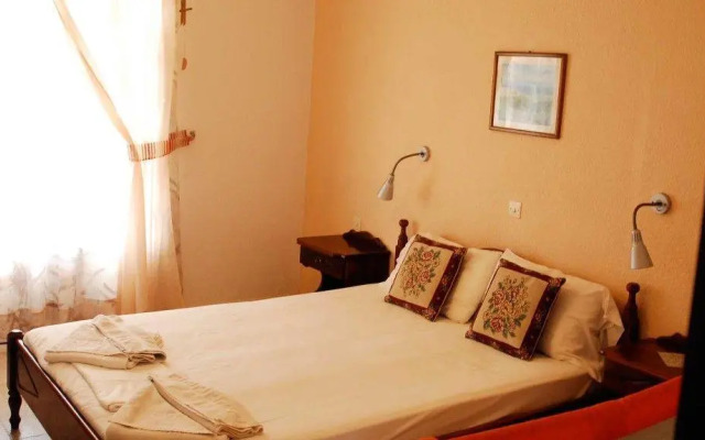 Villa-Nostos