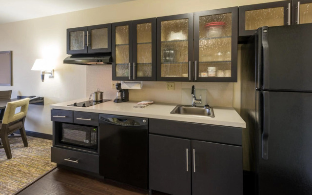 Candlewood Suites Midwest City by IHG