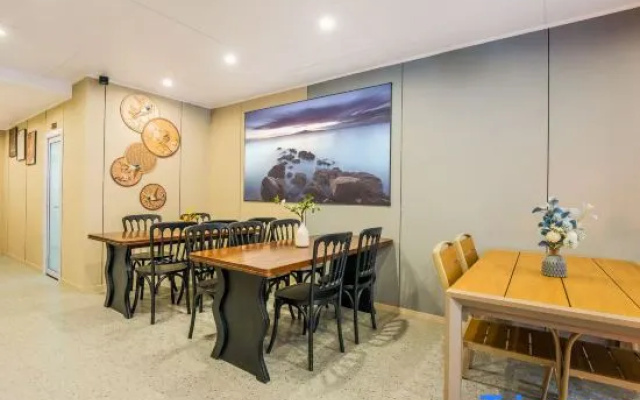 Listening to the Wind on the Island Shore – Restaurant – Chongqing