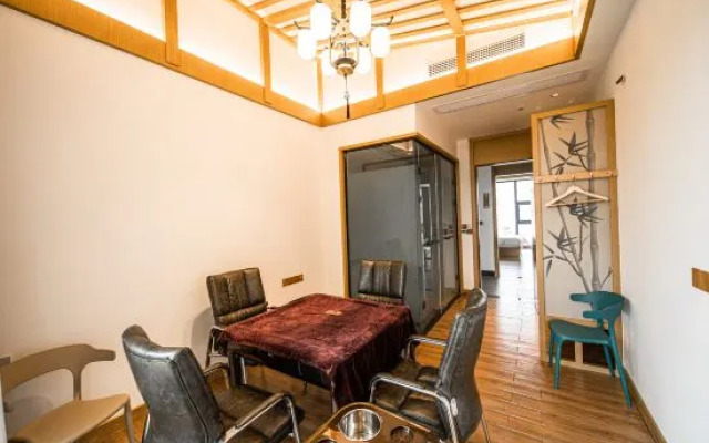 Yueyang Bamboo Mountain Residence