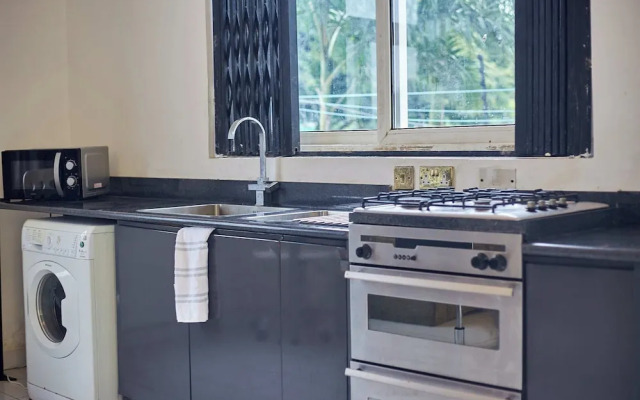 Beautiful one bed Apartment in Tema, Community 6