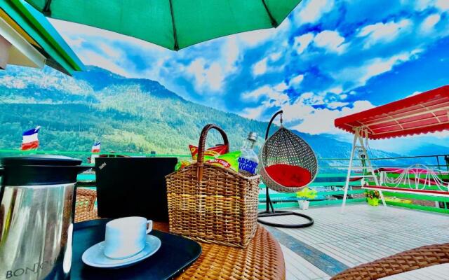 New Vistas Inn - Five Star Luxury Hotel Near Mall Road Manali