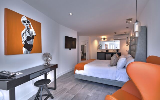 The Palm Springs Hotel