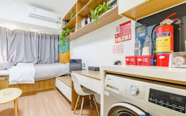 Jikeju Collection Hotel (Zhengzhou East High-speed Railway Station)