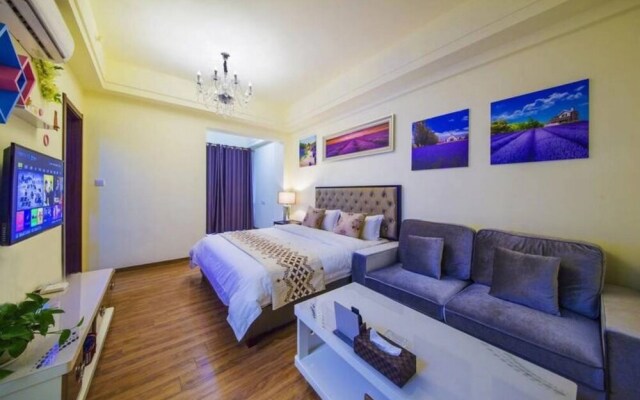 BaiHe International Apartment Hotel