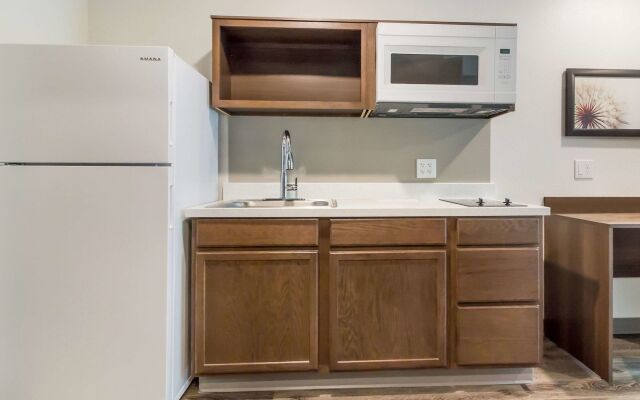 WoodSpring Suites Lake Jackson