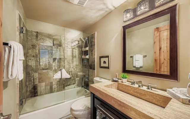 51 Snowflower 2 Bedroom Condo by RedAwning